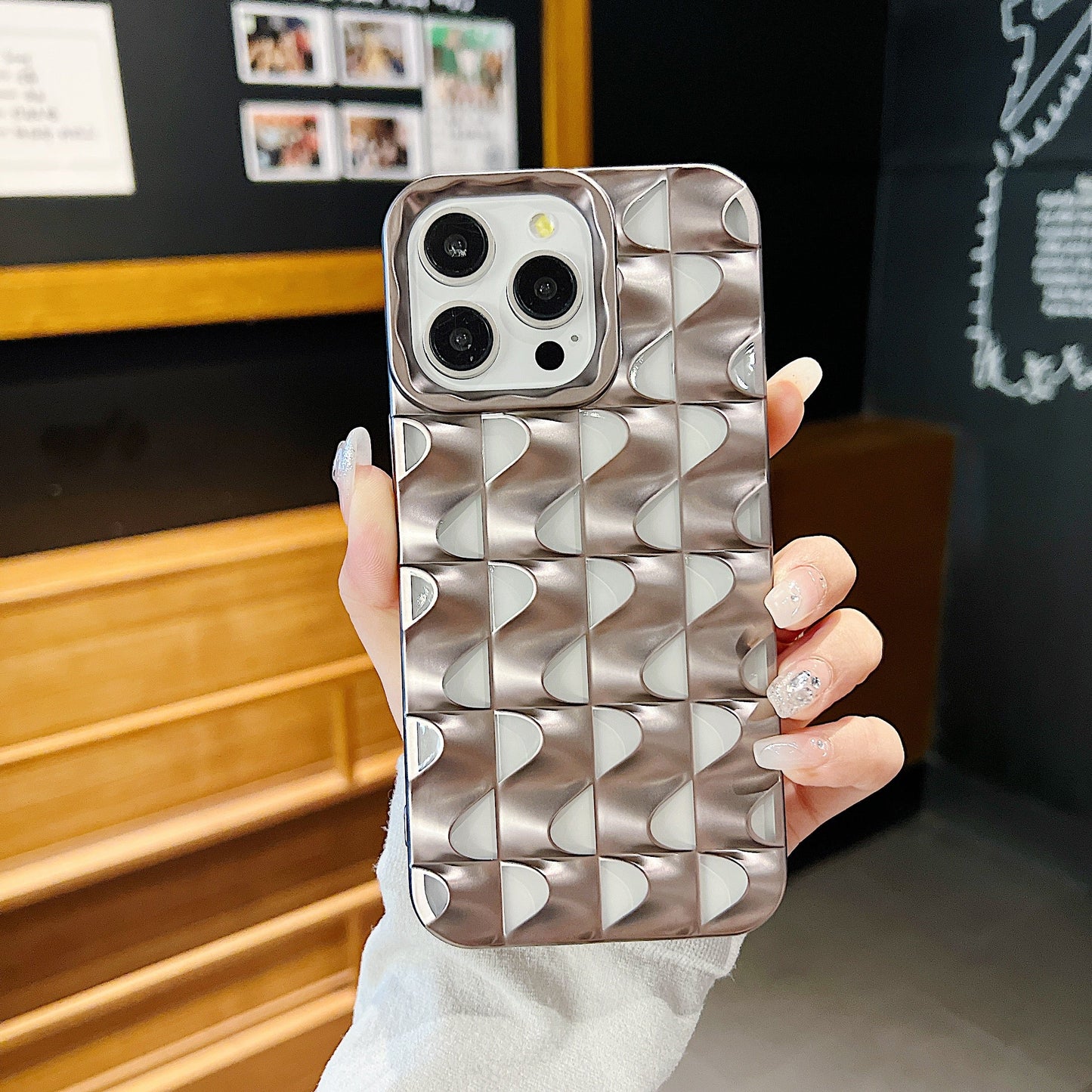 LuxuryKase LK148 3D Metal Texture Hollow S Pattern Soft For iPhone